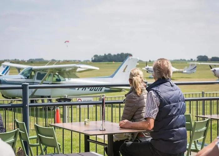 Hébergement de vacances Cozy First Class With Balcony *